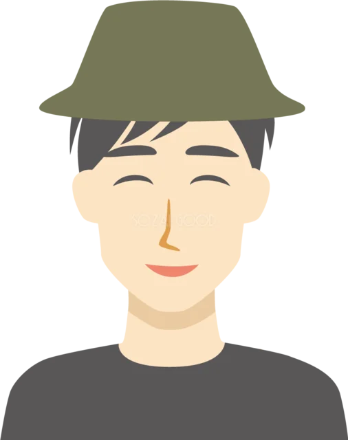 緑色の帽子をかぶって微笑む男性（背景透過PNG）