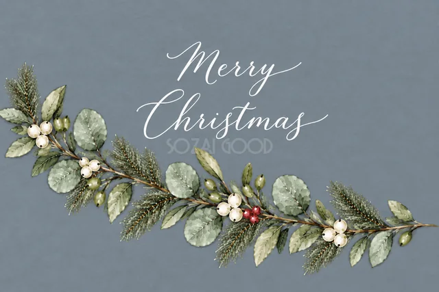もみの枝とユーカリの斜めガーランドのくすみブルーグレー水彩クリスマスカード（Merry Christmas文字入り）
